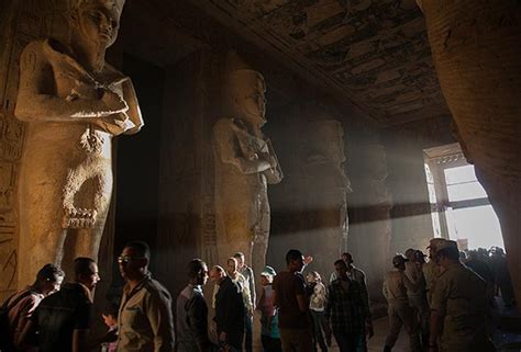 M­ı­s­ı­r­­d­a­ ­2­.­ ­R­a­m­s­e­s­­e­ ­g­ü­n­e­ş­ ­v­u­r­d­u­